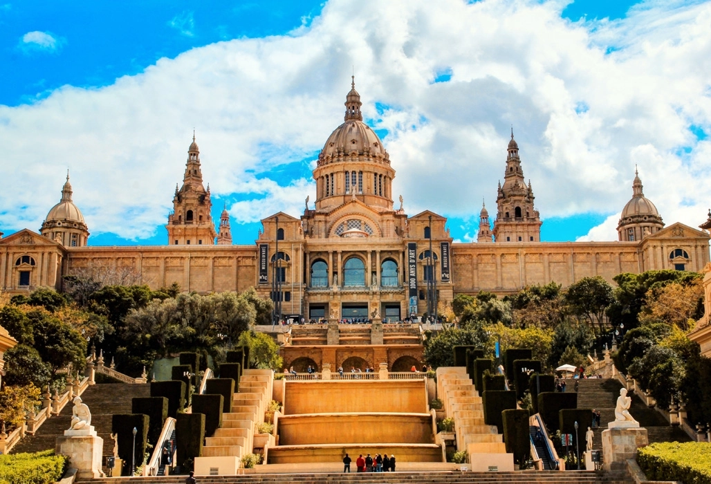 İzmir Hareketli İspanya İkonları Turları