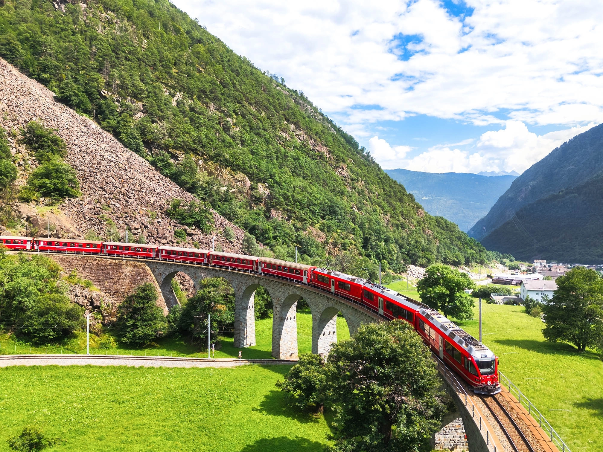 Bernina Treni ve Hallstatt ile  Bir Avrupa Masalı Express Turları