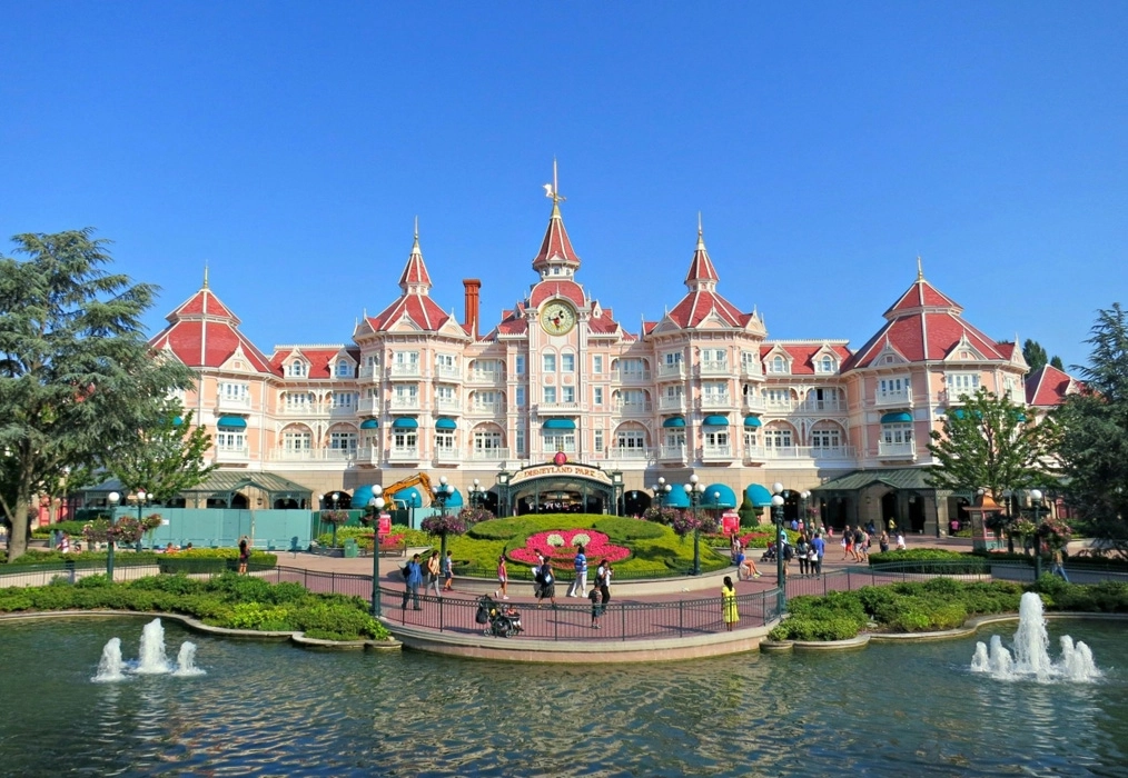 Ankara Hareketli Paris & Disneyland Turları