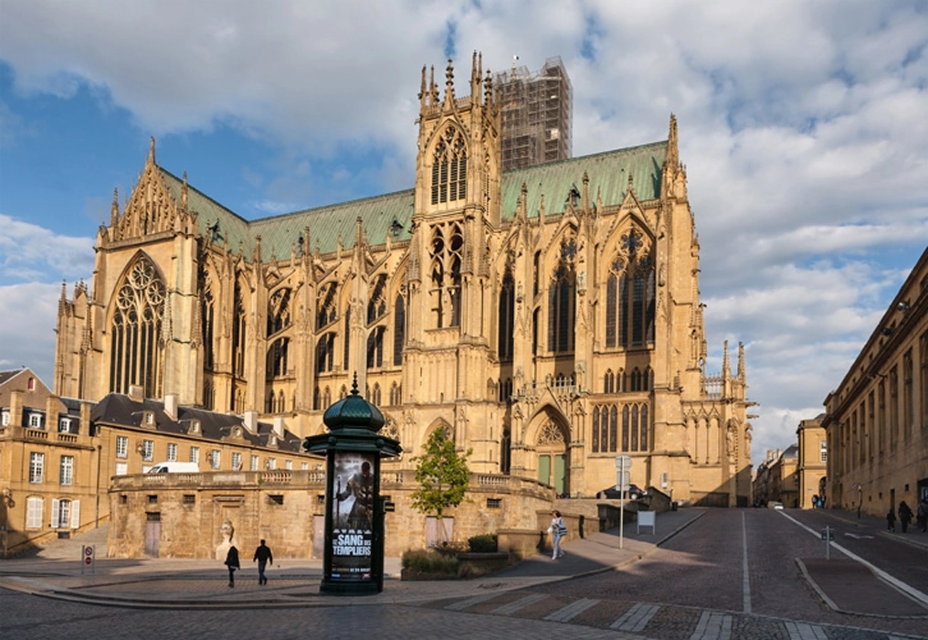 Adana Hareketli Mega Benelux & Paris & Köln & Colmar Turları