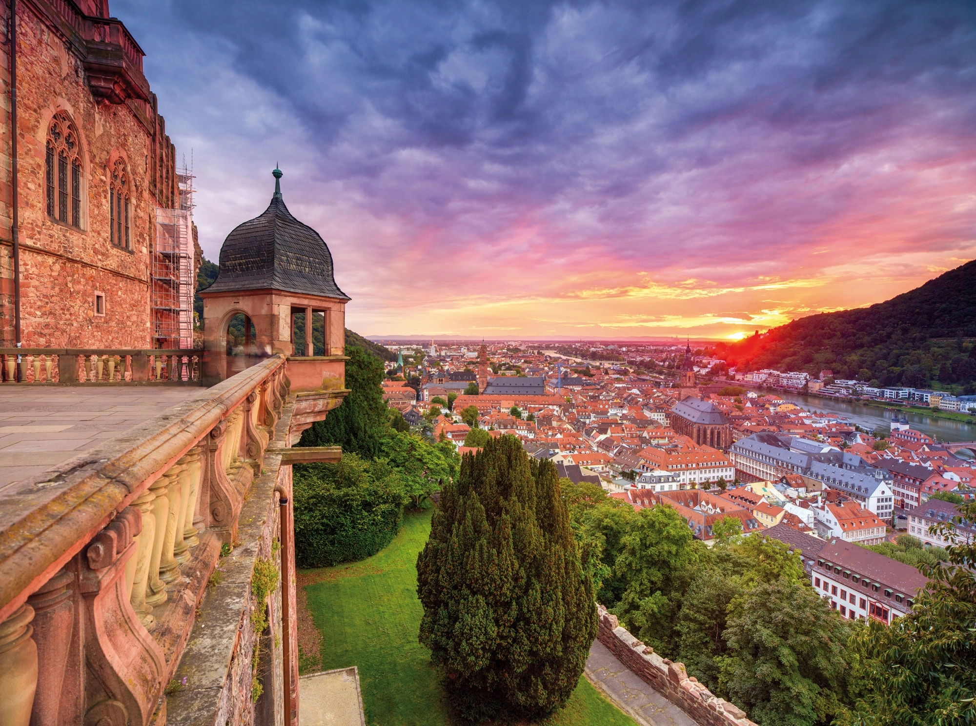 İstanbul Hareketli Mega Benelux & Paris & Köln Alsace Turları