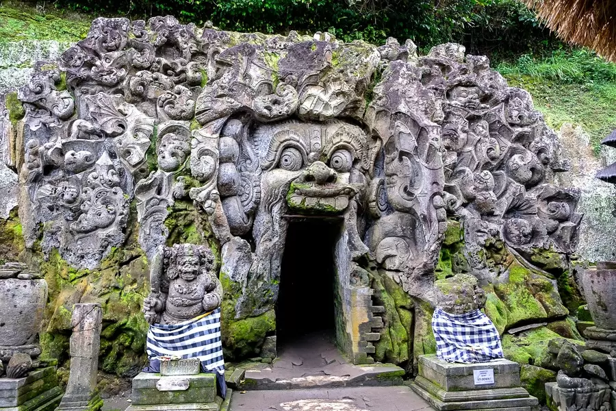 BALİ VE PHUKET ILE  FENOMEN UZAK DOĞU TURU Singapore Airlines ile 9 gece