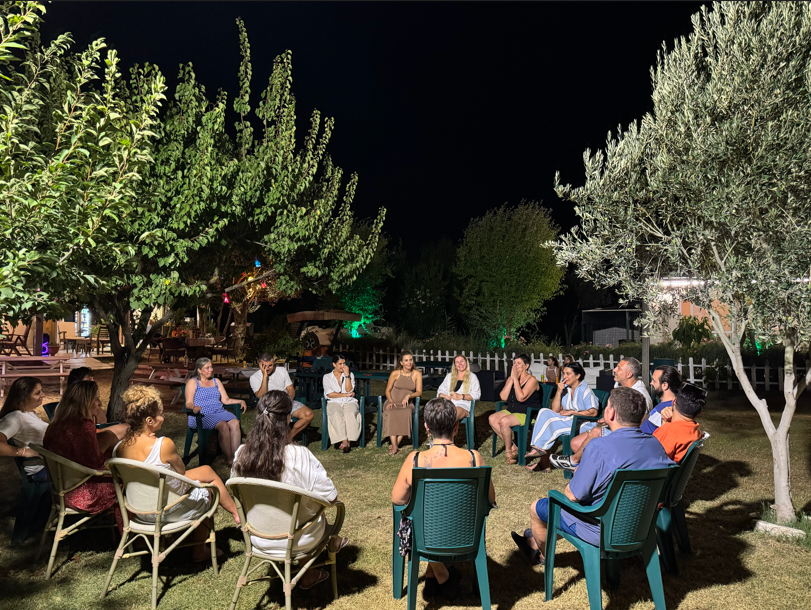 ISTYAKAMPTA ILE RÜZGARLA DOSTUZ ÇOCUKLU AİLE YELKEN KAMPI